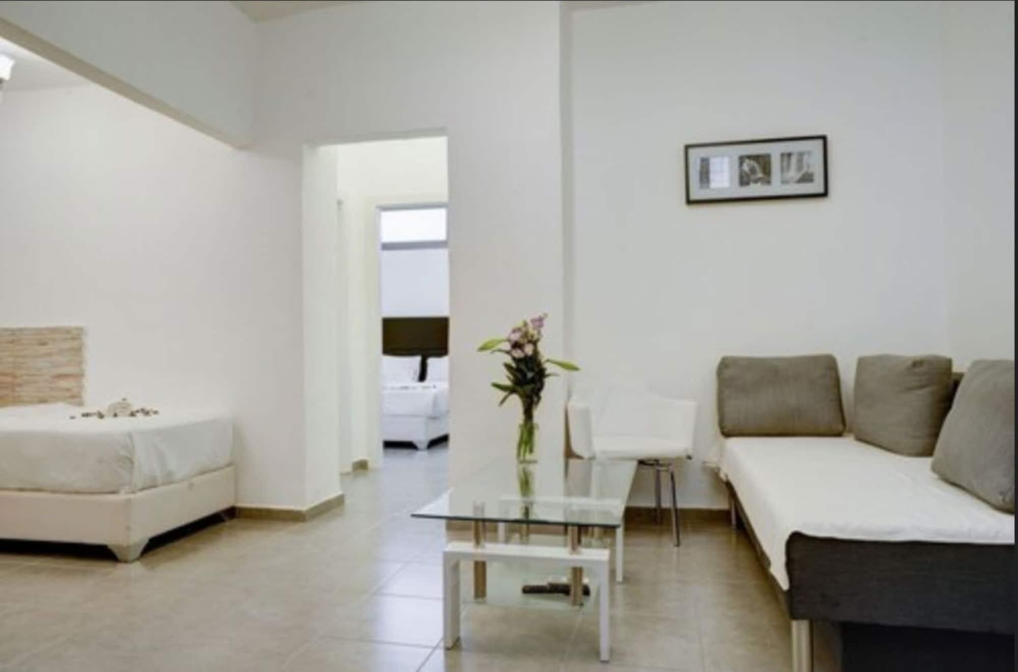 ลิเบอร์ ซีชอร์ สวีท อพาร์ตโฮเต็ล Aparthotel เทลอาวีฟ ภายนอก รูปภาพ