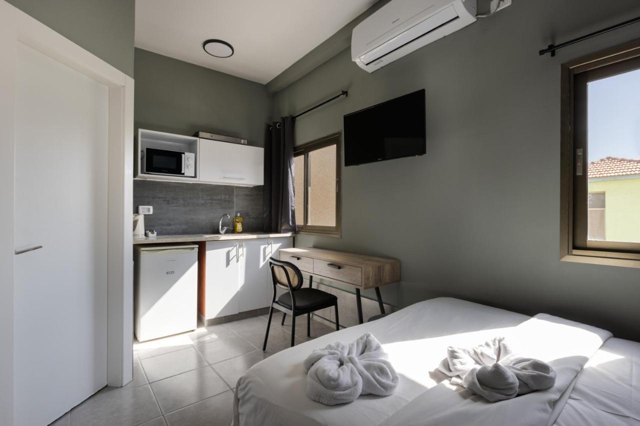 ลิเบอร์ ซีชอร์ สวีท อพาร์ตโฮเต็ล Aparthotel เทลอาวีฟ ภายนอก รูปภาพ